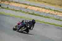 cadwell-no-limits-trackday;cadwell-park;cadwell-park-photographs;cadwell-trackday-photographs;enduro-digital-images;event-digital-images;eventdigitalimages;navarra;no-limits-trackdays;peter-wileman-photography;racing-digital-images;trackday-digital-images;trackday-photos